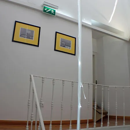 The Elevator Ostello Lisbona